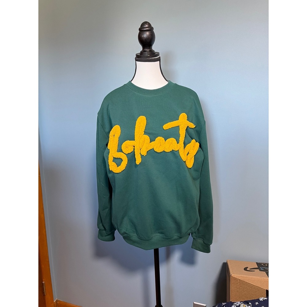 Vango Forest Green Chenille Script Graphic Crewneck Sweatshirt Large Bobcats